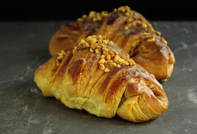 Domowe Rogale Świętomarcińskie z białym makiem – tradycyjny wypiek z Poznania